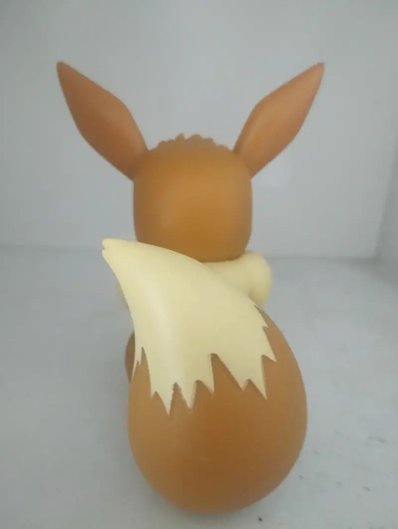 Figura de eevee de pokémon, de la marca "Jazwares" - 4