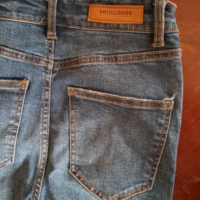 Jeans azul desgastados para mujer Americanino - miniatura 2