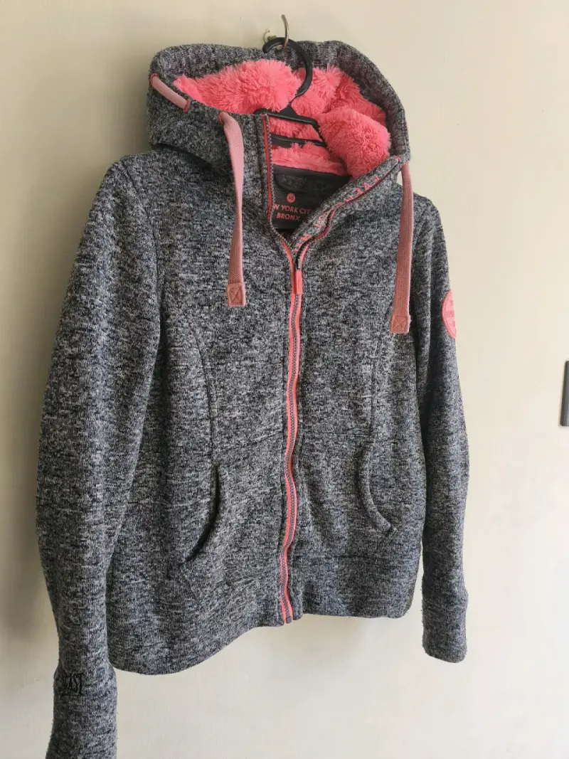 Polerón con capucha Everlast gris rosado Talla XS - 3