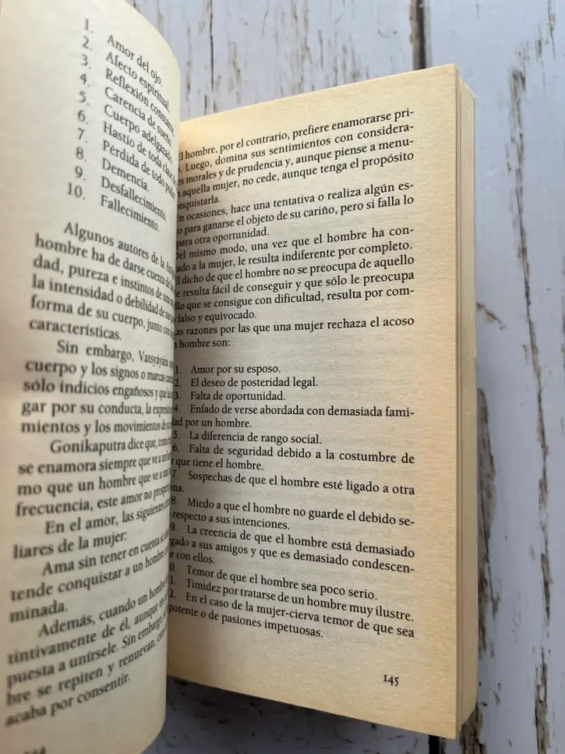 Libro Kama Sutra y Ananga Ranga Anónimo - 6