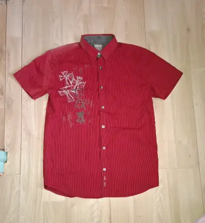 Camisa roja de manga corta Drill Xl para hombre - miniatura 1