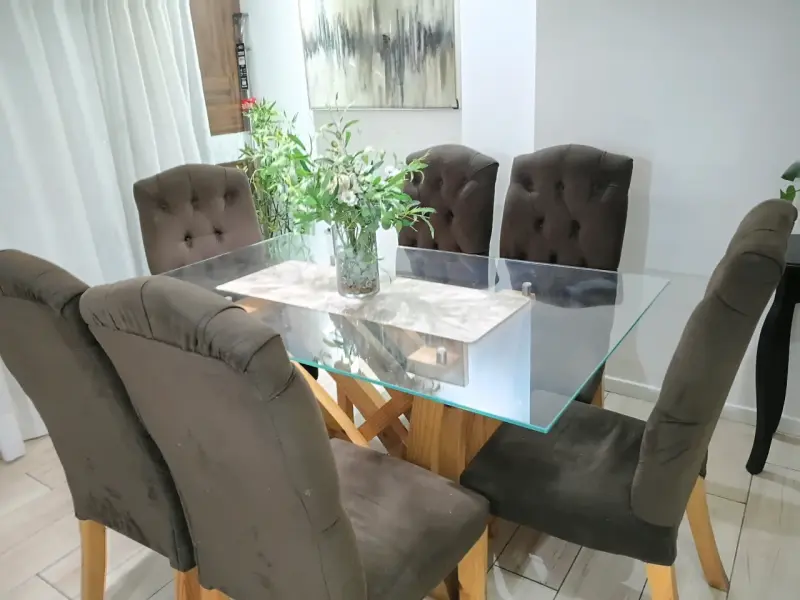 Juego de comedor con mesa de vidrio y 6 sillas - 2