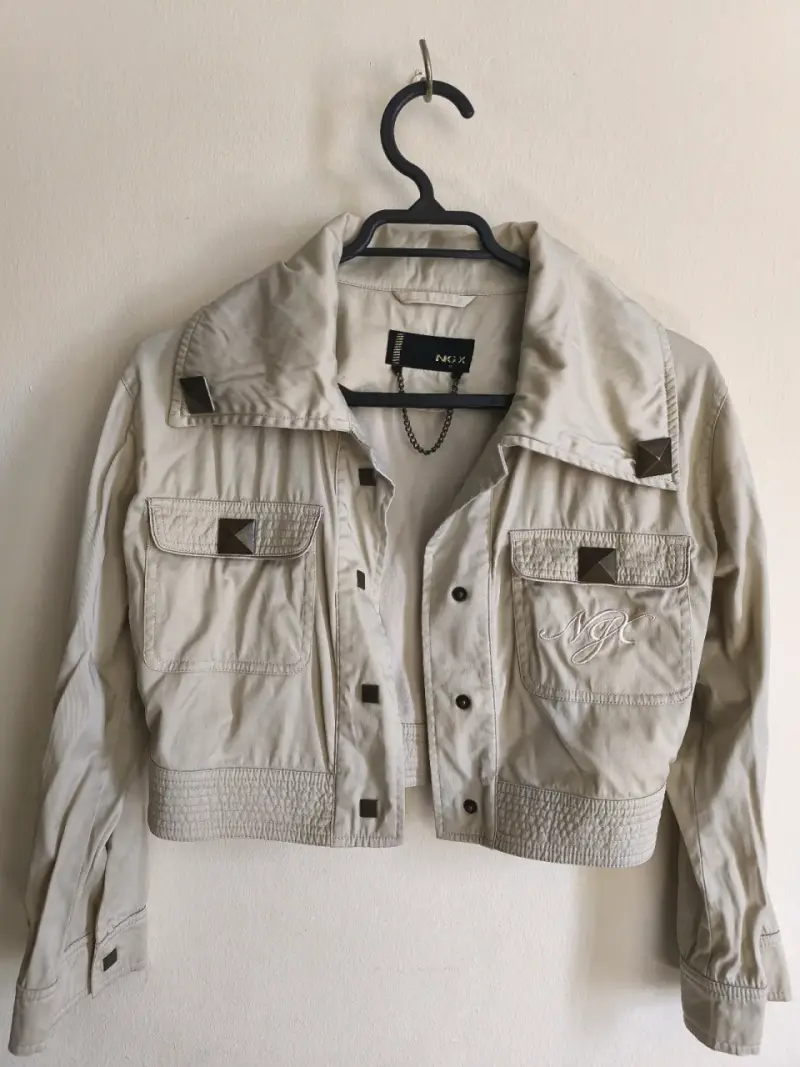 Chaqueta corta beige NGX Talla S - 1