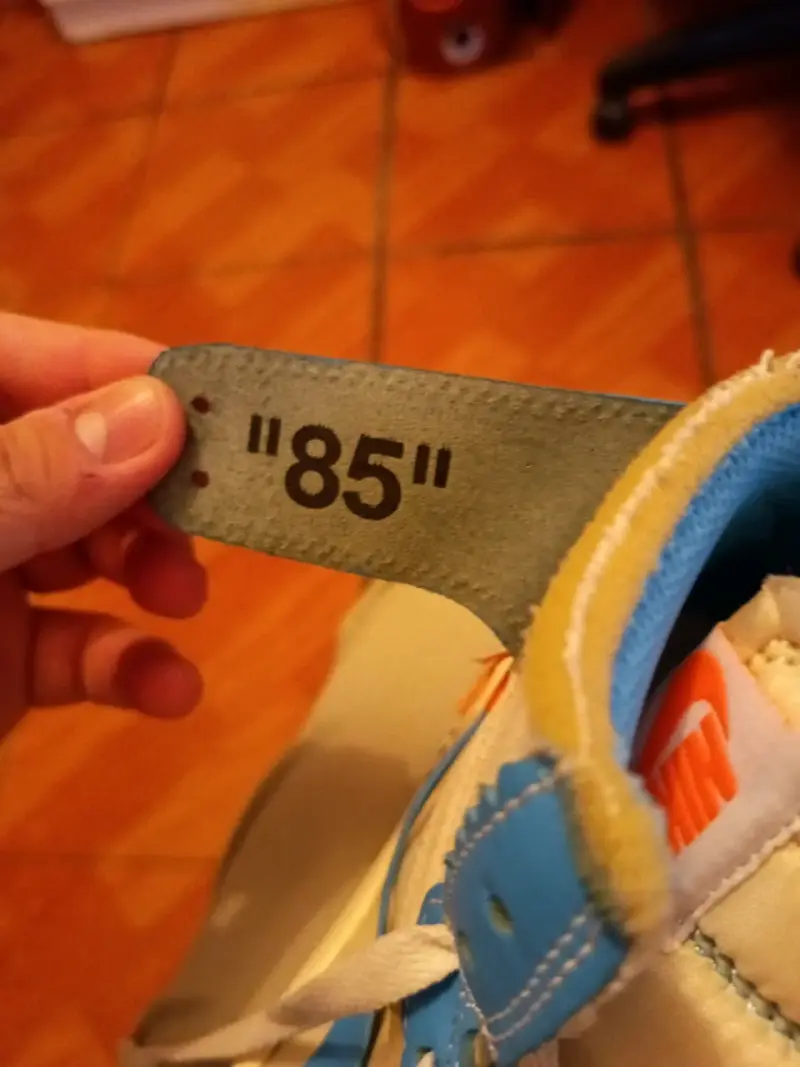 Zapatillas Jordan 1 Retro High Off-White University Blue - 5