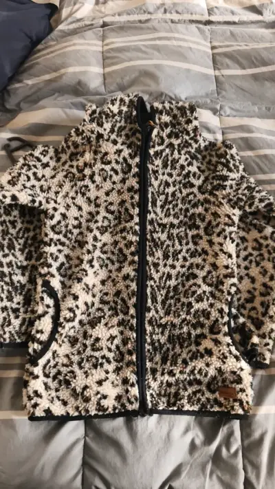 Chaqueta de felpa con capucha estampado leopardo - miniatura 4