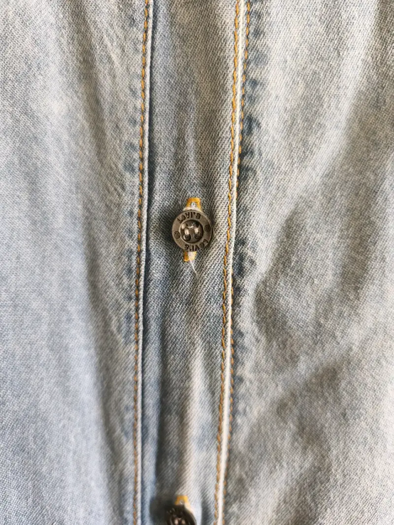 Camisa de mezclilla azul claro - 3