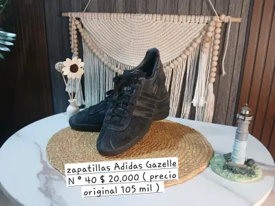 Zapatillas Adidas Gazelle negras talla 40 - miniatura 1
