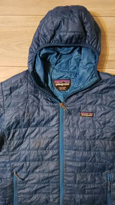 Chaqueta Patagonia Azul con Capucha talla M - miniatura 4
