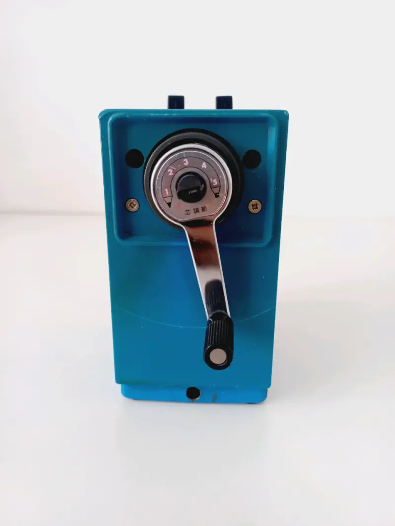 Sacapuntas de mesa Lion LH-2 azul Vintage - 3