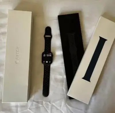 Apple Watch Series 7 45mm - miniatura 1