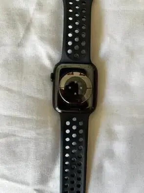 Apple Watch Series 7 45mm - 4