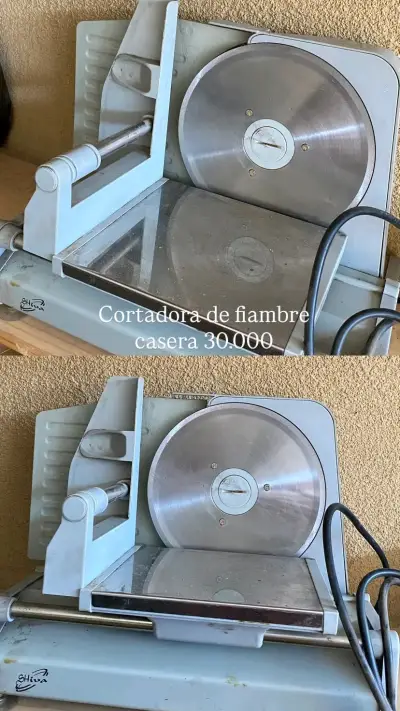 Puff cuadrado ecocuero beige con funda - miniatura 5