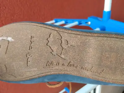 Zapatos de cuero trenzado azul para hombre - miniatura 1