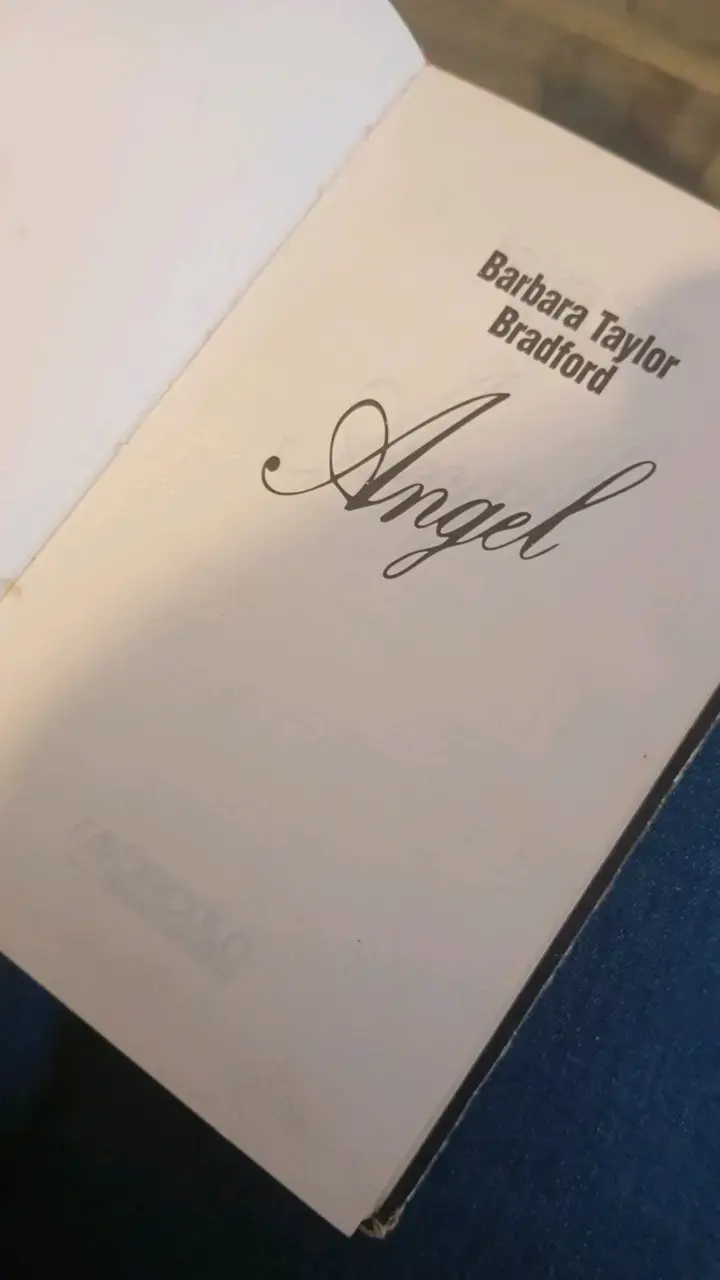 Libro 'Angel' de Barbara Taylor Bradford - 1