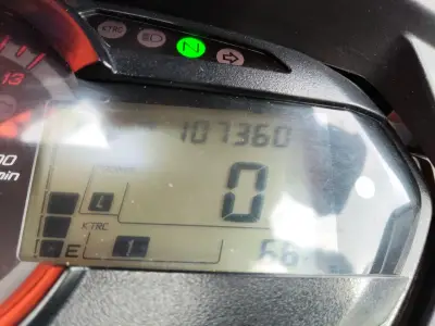 Moto deportiva Kawasaki Ninja 1000 negra - miniatura 5
