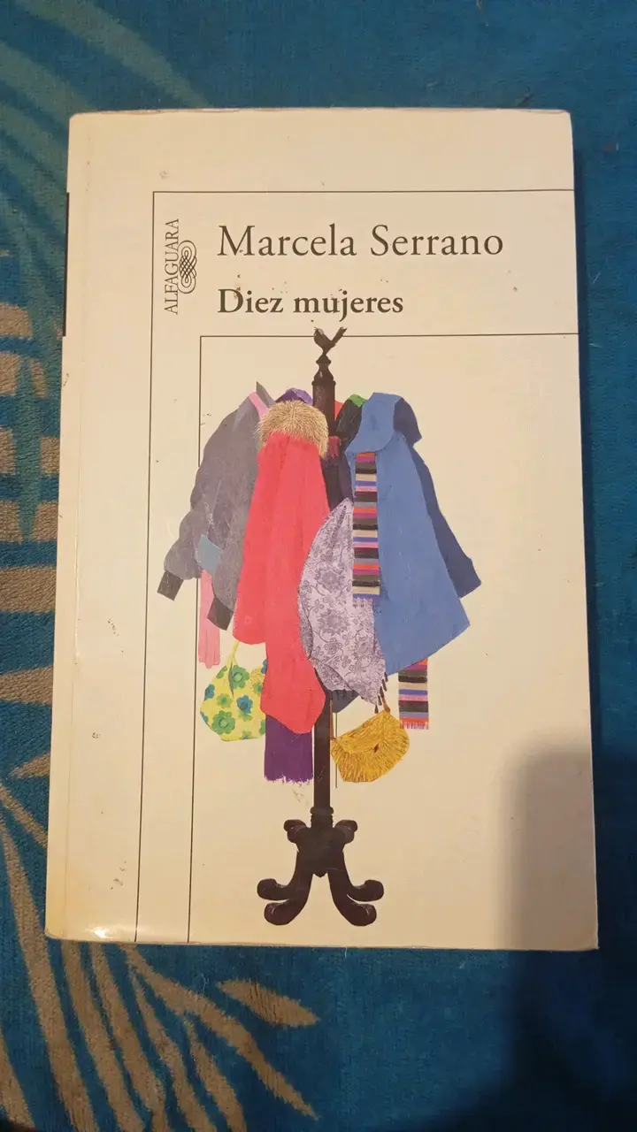 Libro 'Diez Mujeres' de Marcela Serrano - 1