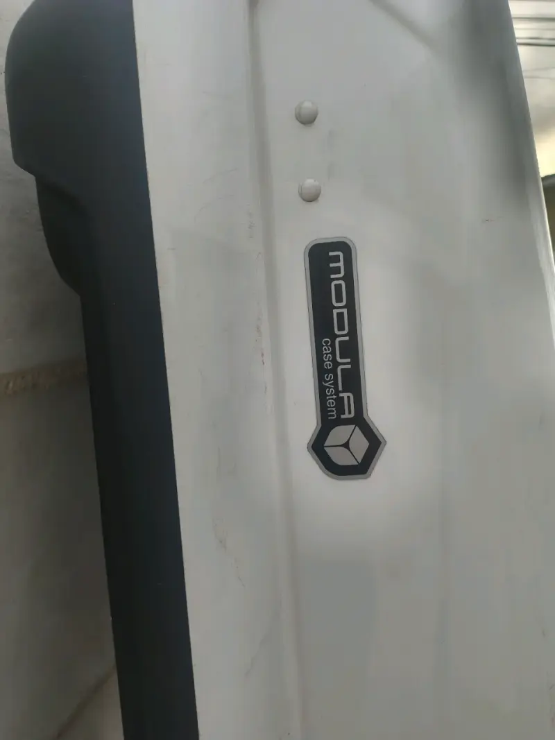 Baúl de techo Modula blanco con barras - 4