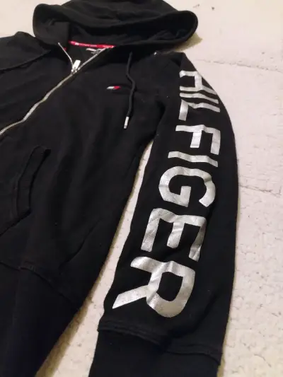 Polerón con capucha Tommy Hilfiger negro - miniatura 3