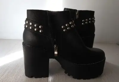 Botines negros con plataforma C/Moran - miniatura 2