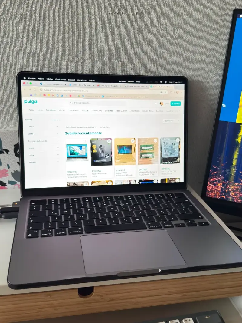 MacBook M2 ' 16GB RAM, 245 Almacenamiento - 2