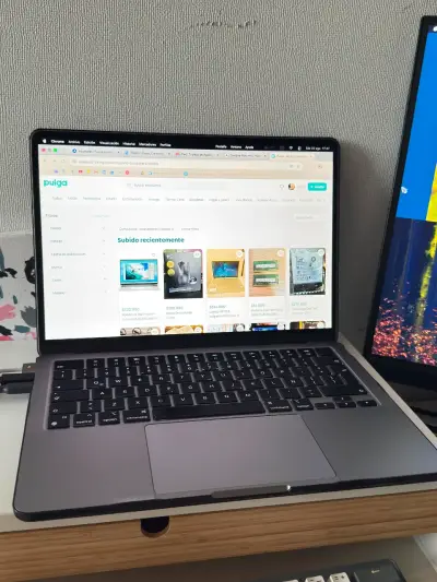 MacBook M2 ' 16GB RAM, 245 Almacenamiento - miniatura 2