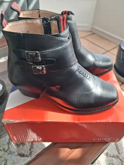 Manta niño talla 12 pantalon 12 y zapatos 33 - miniatura 1