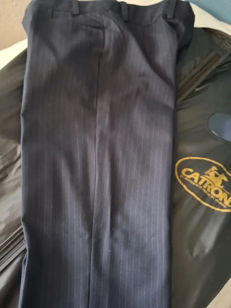 Manta niño talla 12 pantalon 12 y zapatos 33 - 4