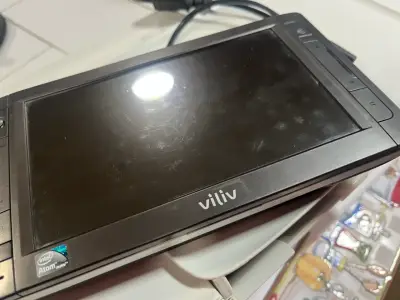 Tablet Viliv con pantalla táctil y Windows - miniatura 2