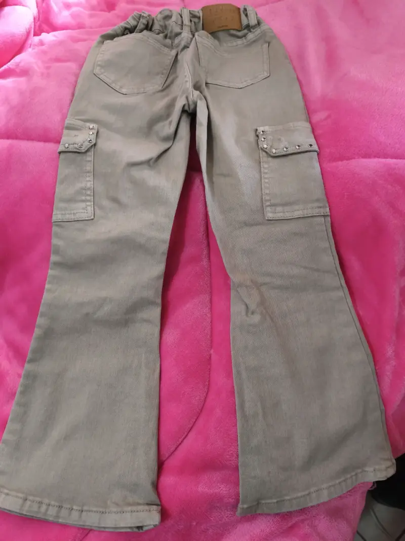Jeans cargo para niña color caqui - 2