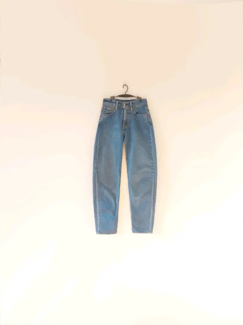 Jeans de mezclilla azul levis