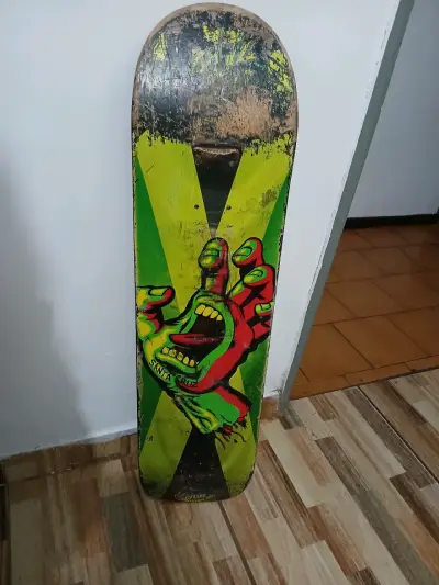 Tabla de skate Santa Cruz con diseño gráfico - miniatura 1