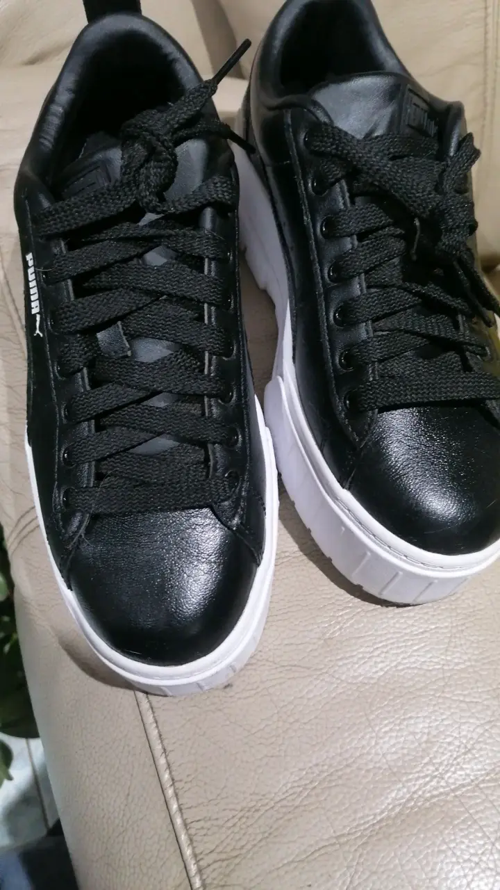 Zapatillas negras Puma para mujer - 1