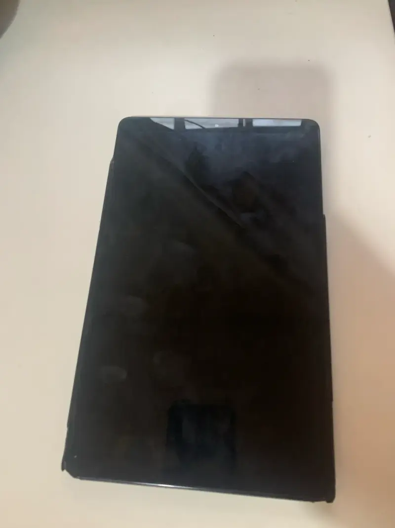 Tablet Samsung Galaxy Tab A en buen estado - 1