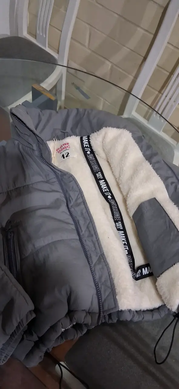 Chaqueta acolchada gris para niña talla 12 - 2