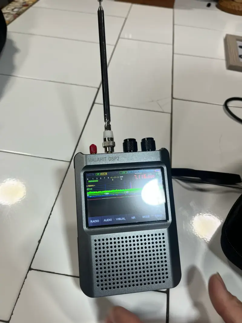 Receptor de Radio Malahit DSP2 con Estuche - 6