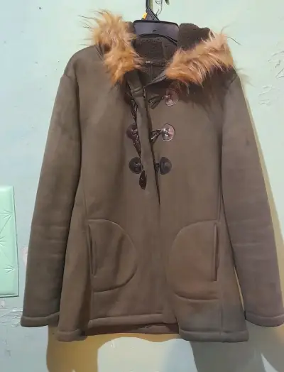 Chaqueta negra con bordados étnicos - miniatura 4