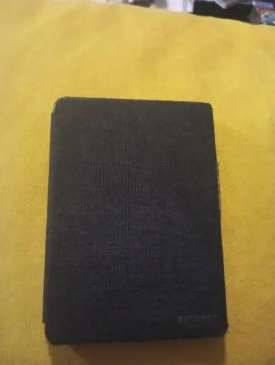 Amazon Kindle Paperwhite (10.ª Generación) 8GB + F - miniatura 2