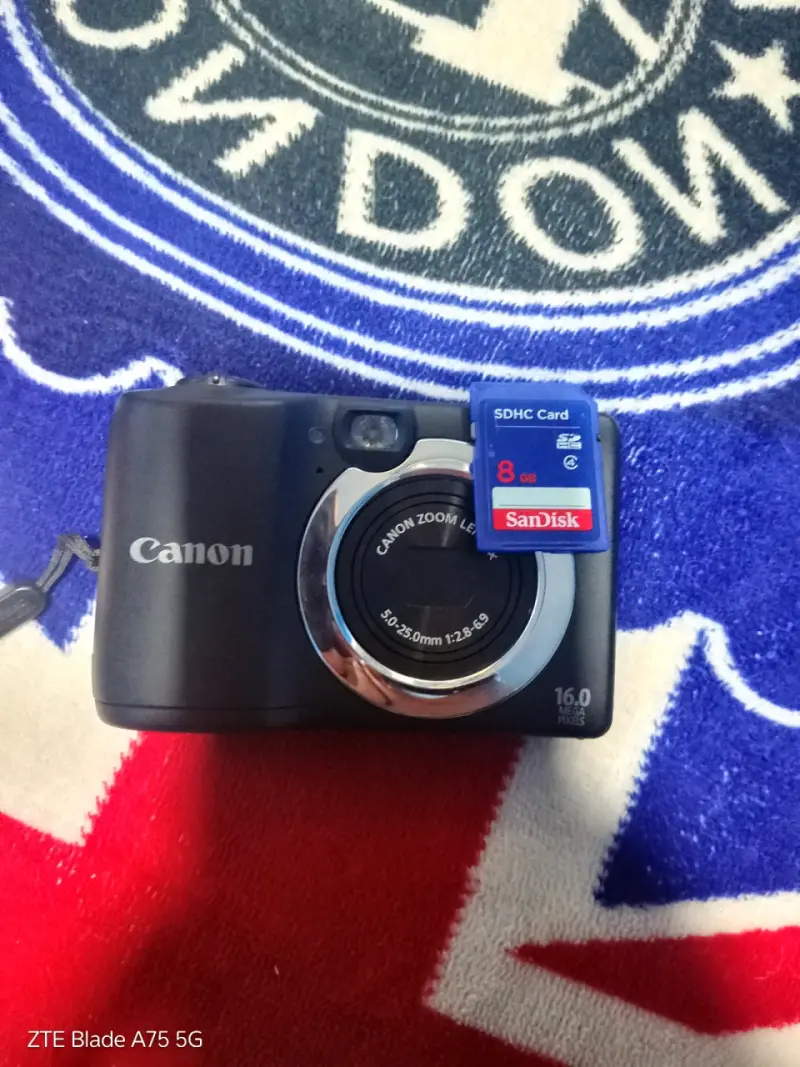 Cámara digital Canon 16MP con tarjeta SD - 1