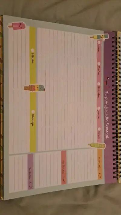 Planificador semanal y post its de colores. - miniatura 2
