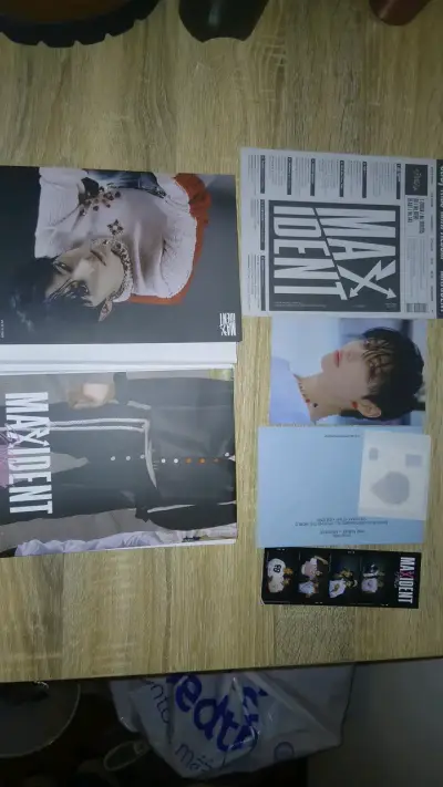 Álbum Stray Kids Maxident con Photocards - miniatura 3