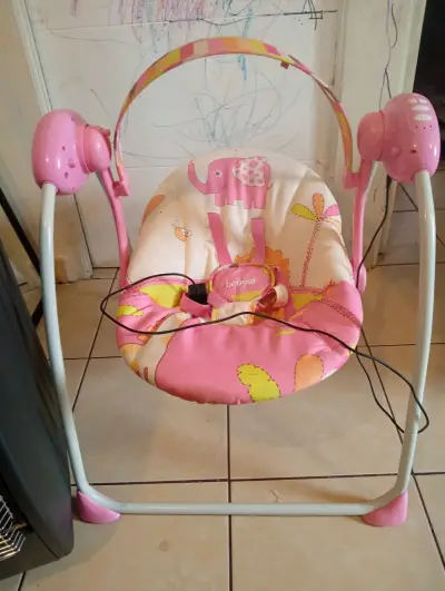 Columpio para bebé Bebesit rosa con diseño de elefante - miniatura 2