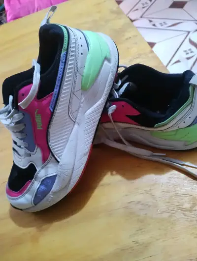 Zapatillas deportivas Puma multicolor para mujer - miniatura 1