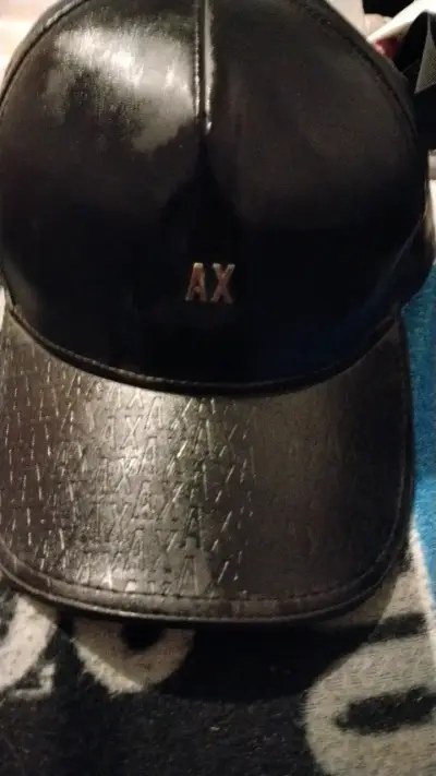 Gorra negra Armani Exchange con logo AX - miniatura 1