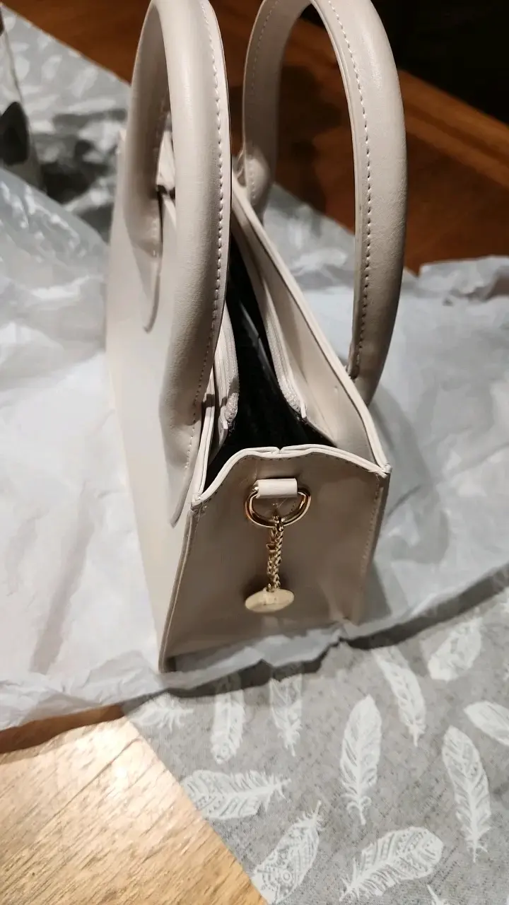 Bolso de mano beige elegante - 3
