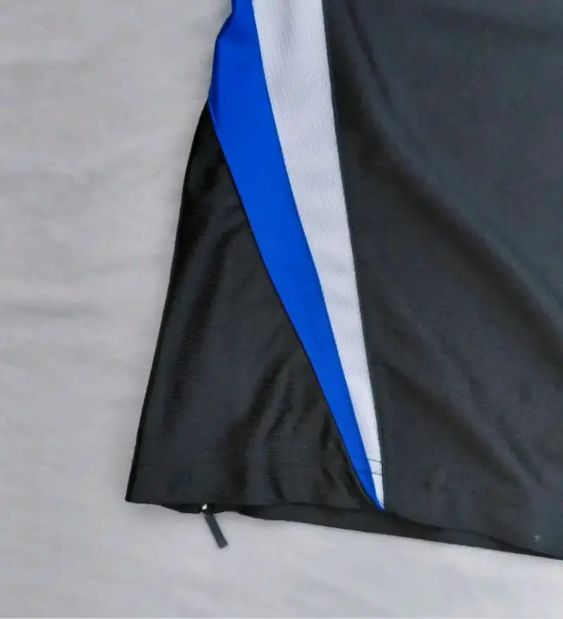 Pantalones deportivos Nike negros y azules - 2