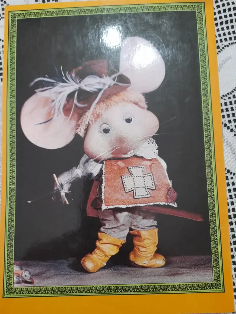 Libro para colorear Pintando y Jugando con Topo Gigio - 2