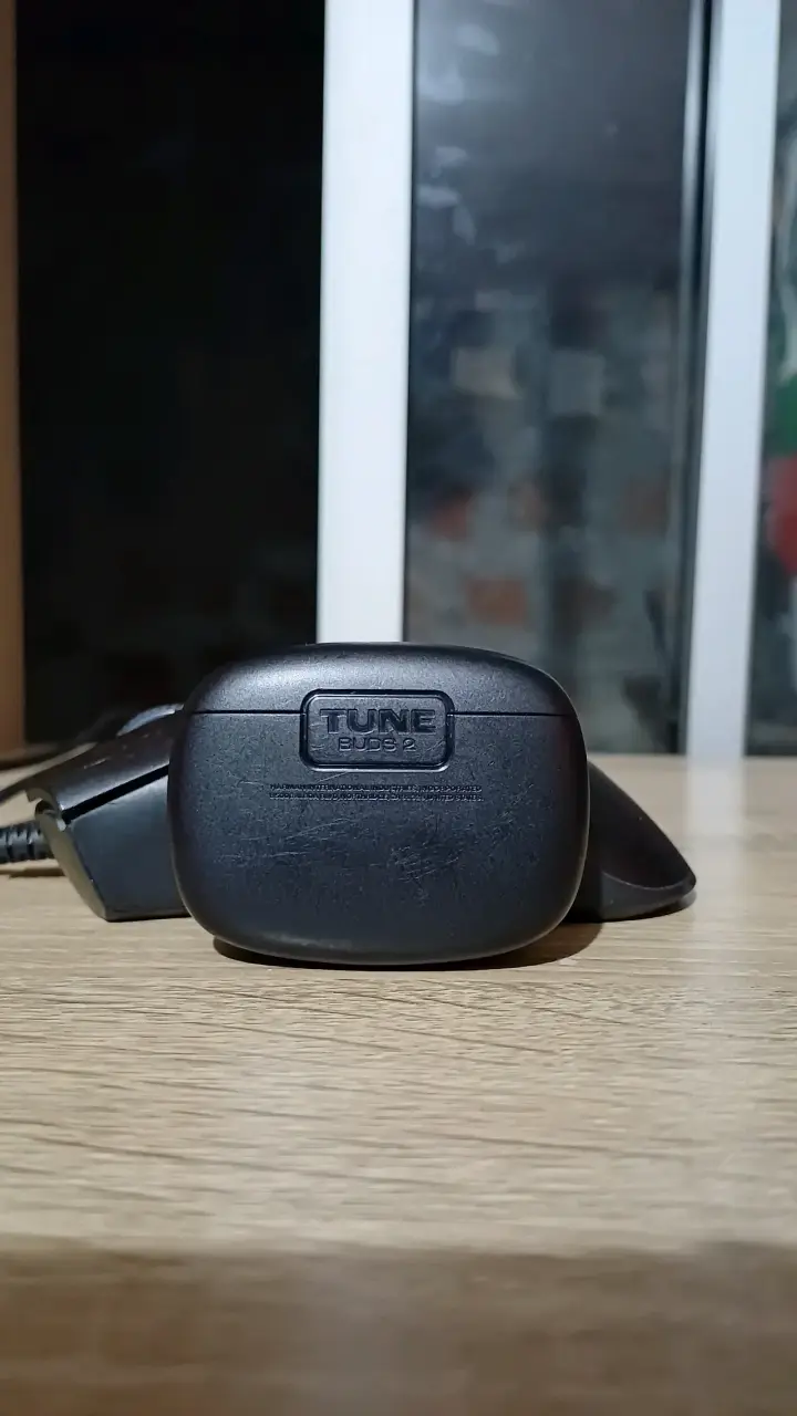 Audífonos inalámbricos JBL Tune Buds 2 negros - 4
