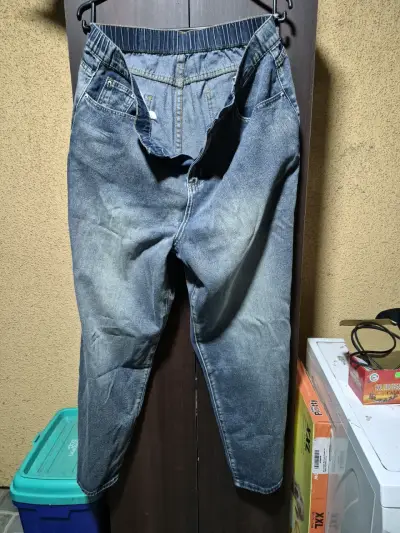 Jeans de mezclilla elásticos para mujer Dazy Plus - miniatura 1