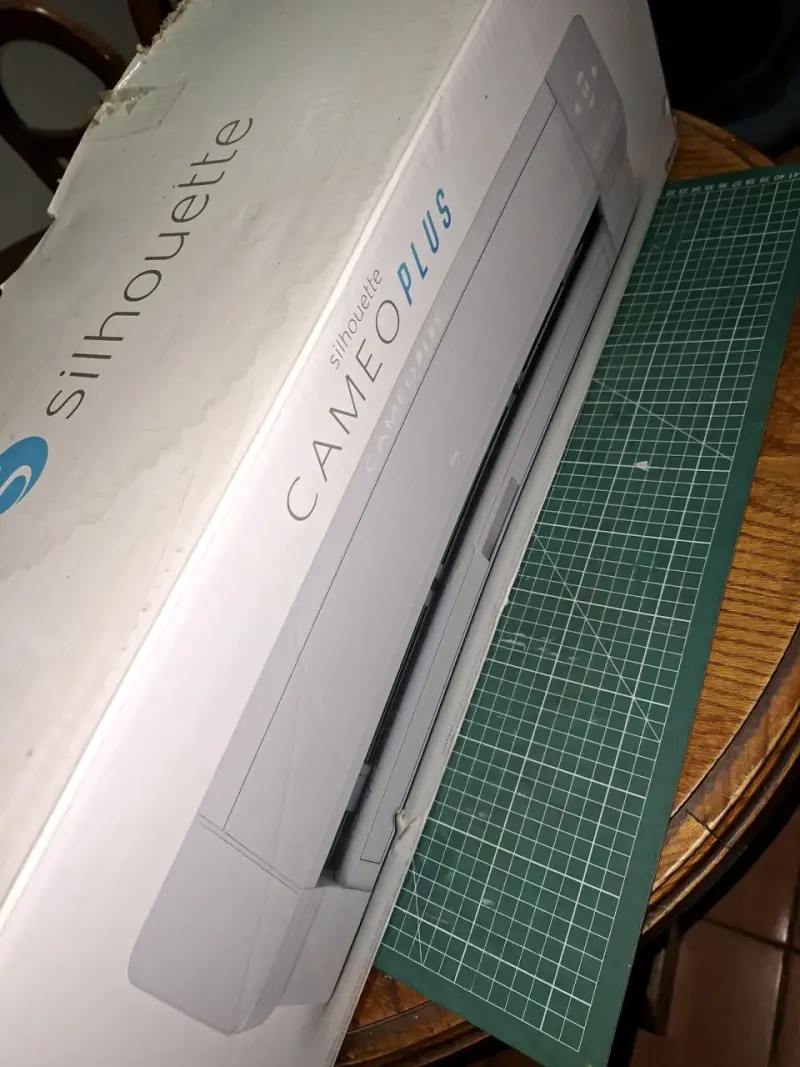 Plotter de Corte Silhouette Cameo Plus - 2