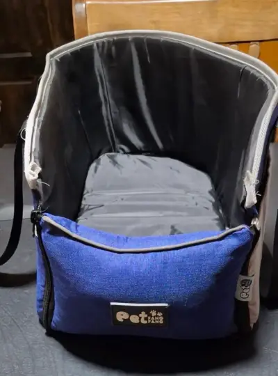 Set Bolso transportador, Leche y Corta uñas - miniatura 1